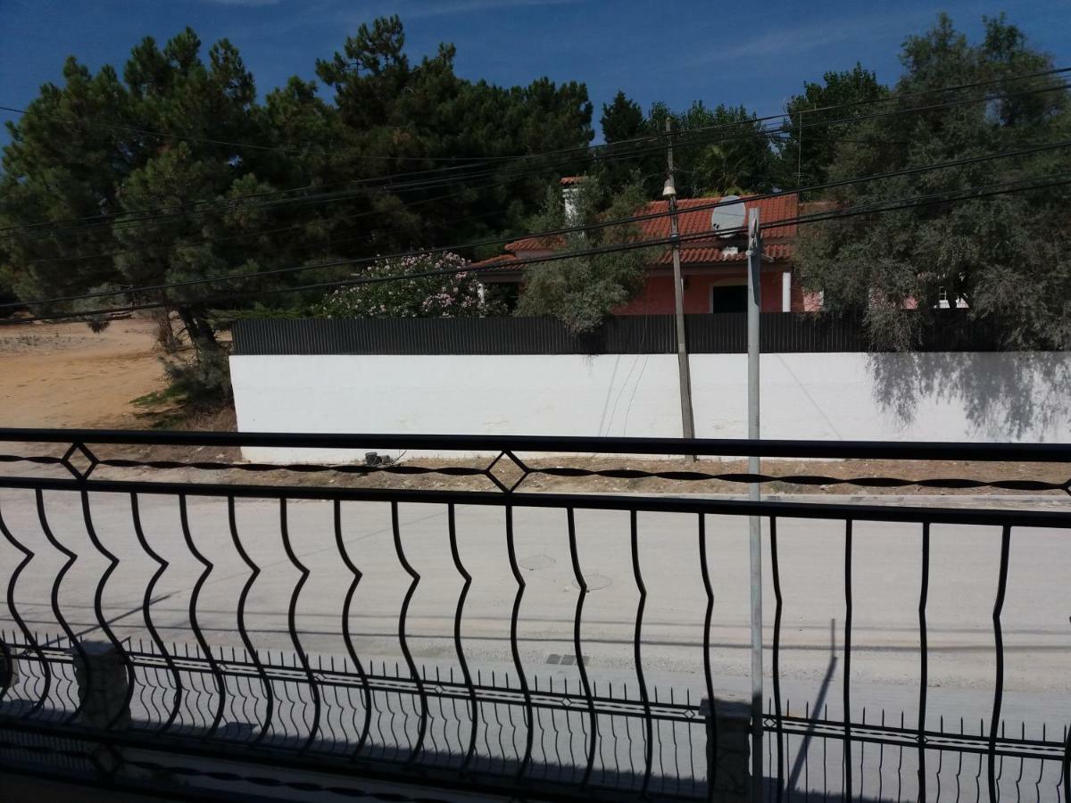 Alojamento Das Laranjeiras Fernao Ferro Εξωτερικό φωτογραφία